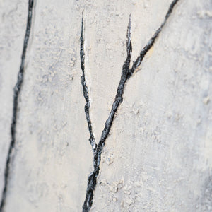 Cuadro acrílico pintado a mano con marco «Aliento de invierno» – Arte abstracto en blanco y negro