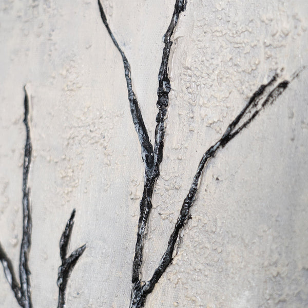 Cuadro acrílico pintado a mano con marco «Aliento de invierno» – Arte abstracto en blanco y negro