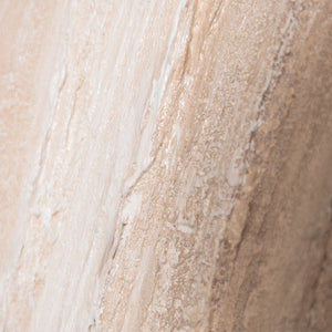 Abstraktes Gemälde im Rahmen für Wohnzimmer in Beigetönen „Wüstes Flüstern“