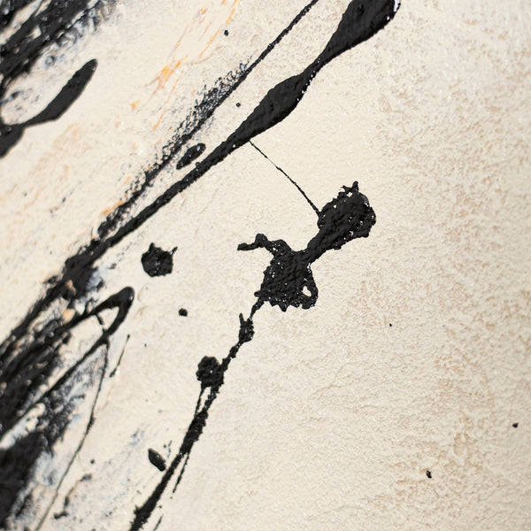 Lienzo enmarcado "El poder de la pincelada" – Arte abstracto pintado a mano en negro y beige