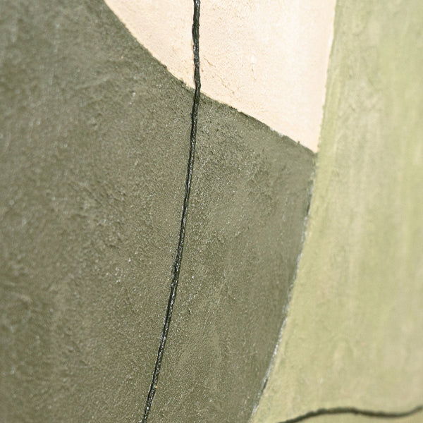 Mural moderno en acrílico pintado a mano en verde y beige “El Susurro de los Valles”