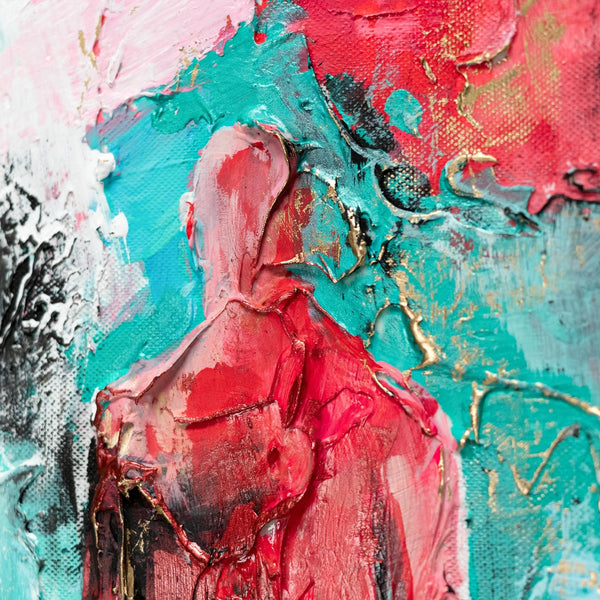 Nahaufnahme eines roten Akzents auf handgemaltem Figurenbild