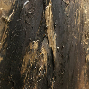 Handgemalte goldene Textur auf schwarzem Hintergrund