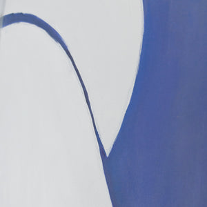 Nahaufnahme Figur in Blau Weiß mit klaren Konturen