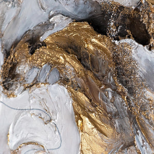 Detailansicht: Goldene Textur auf abstrakter Acrylmalerei