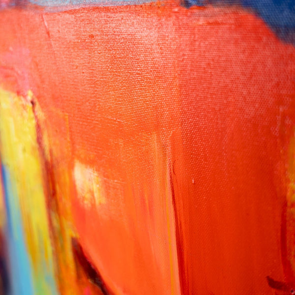 Nahaufnahme der Pinseltextur mit warmen Rottönen