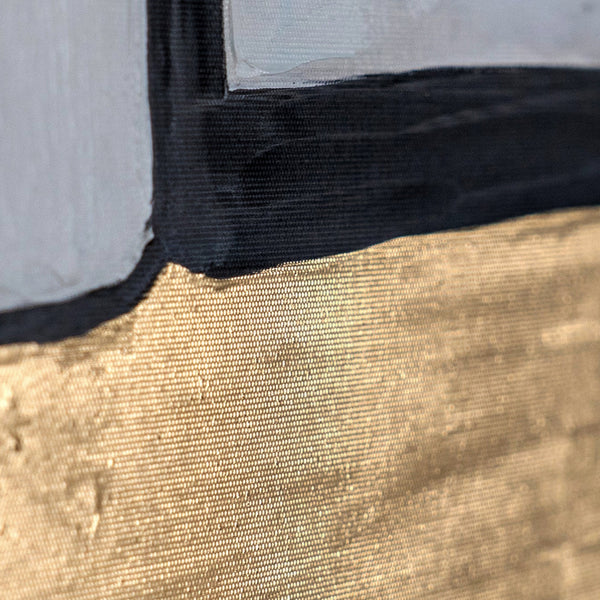 Struktur und Pinselstriche im unteren Bereich mit Goldakzent