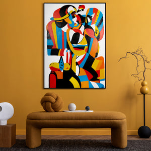 Wandbild über grauem Sofa mit Holztisch