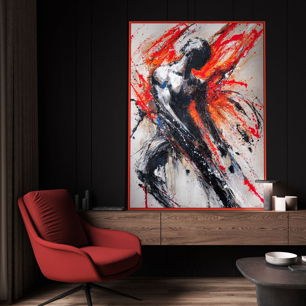 Nahaufnahme der dynamischen Pinselstriche in Schwarz und Rot