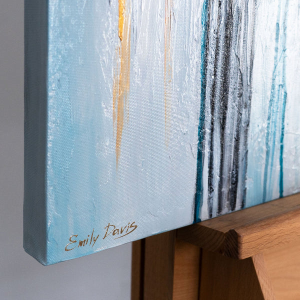 Seitenansicht Leinwand mit sichtbarer Pinselkante und Muster