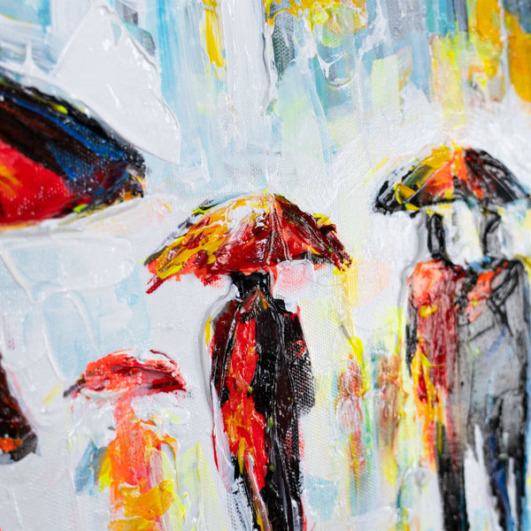 Detailansicht Stadtmotiv mit bunter Spiegelung auf nasser Straße