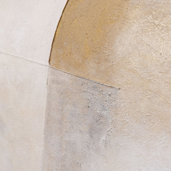 Abstrakte Kunst mit Goldakzent